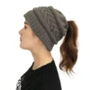 bonnetpourqueuedechevalautricot